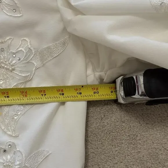 Vintage Wedding Dress Gown Set Veil Cape Headpiece Preserved Keepsake Box - Picture 10 of 16